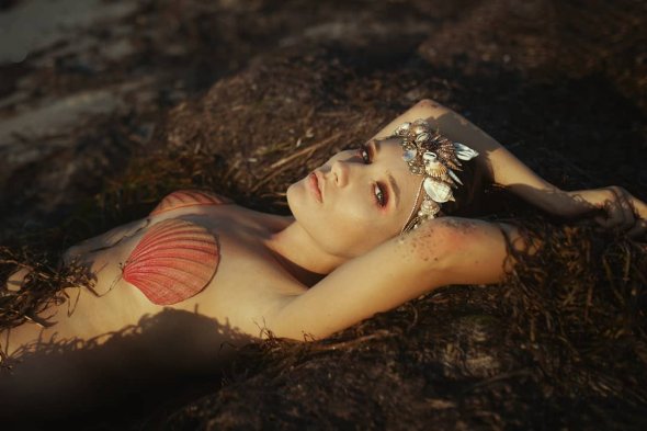 As belas modelos como fadas, sereias e seres fantásticos nas fotografias de Merle Harms Merle Harms kristalkind instagram arte fotografia mulheres modelos fashion fantasia magia sereias fadas