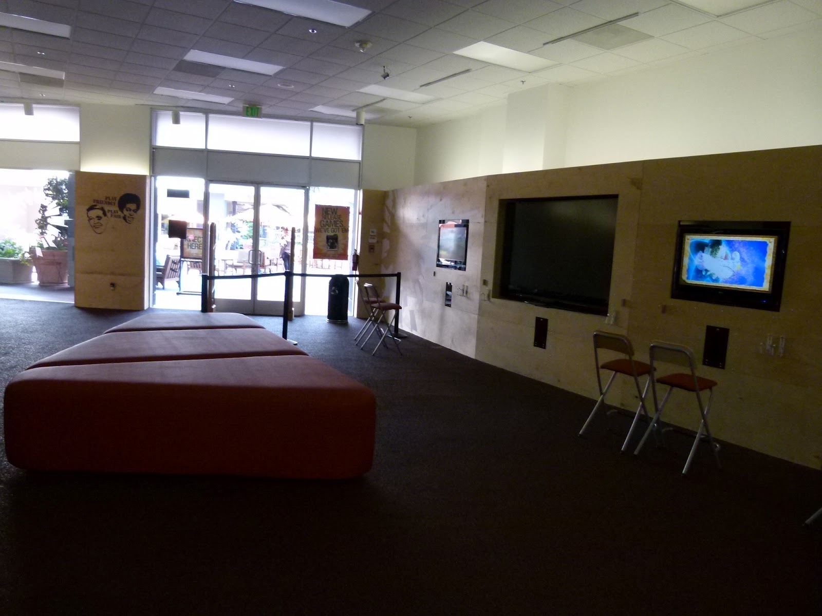 Things To Do In Los Angeles Local Arcades Powersurge, Putting Edge