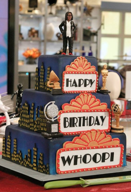 Welcome To Celebrities World Blog: HAPPY BIRTHDAY WHOOPI GOLDBERG!!!!!!