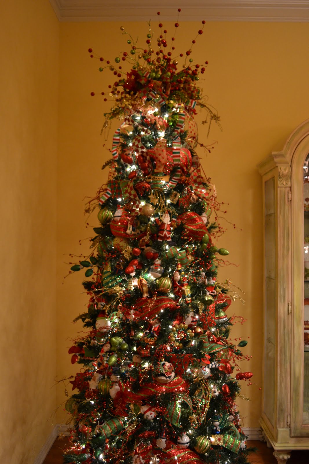 Kristen's Creations Decorating A Christmas Tree With Mesh Ribbon Tutorial