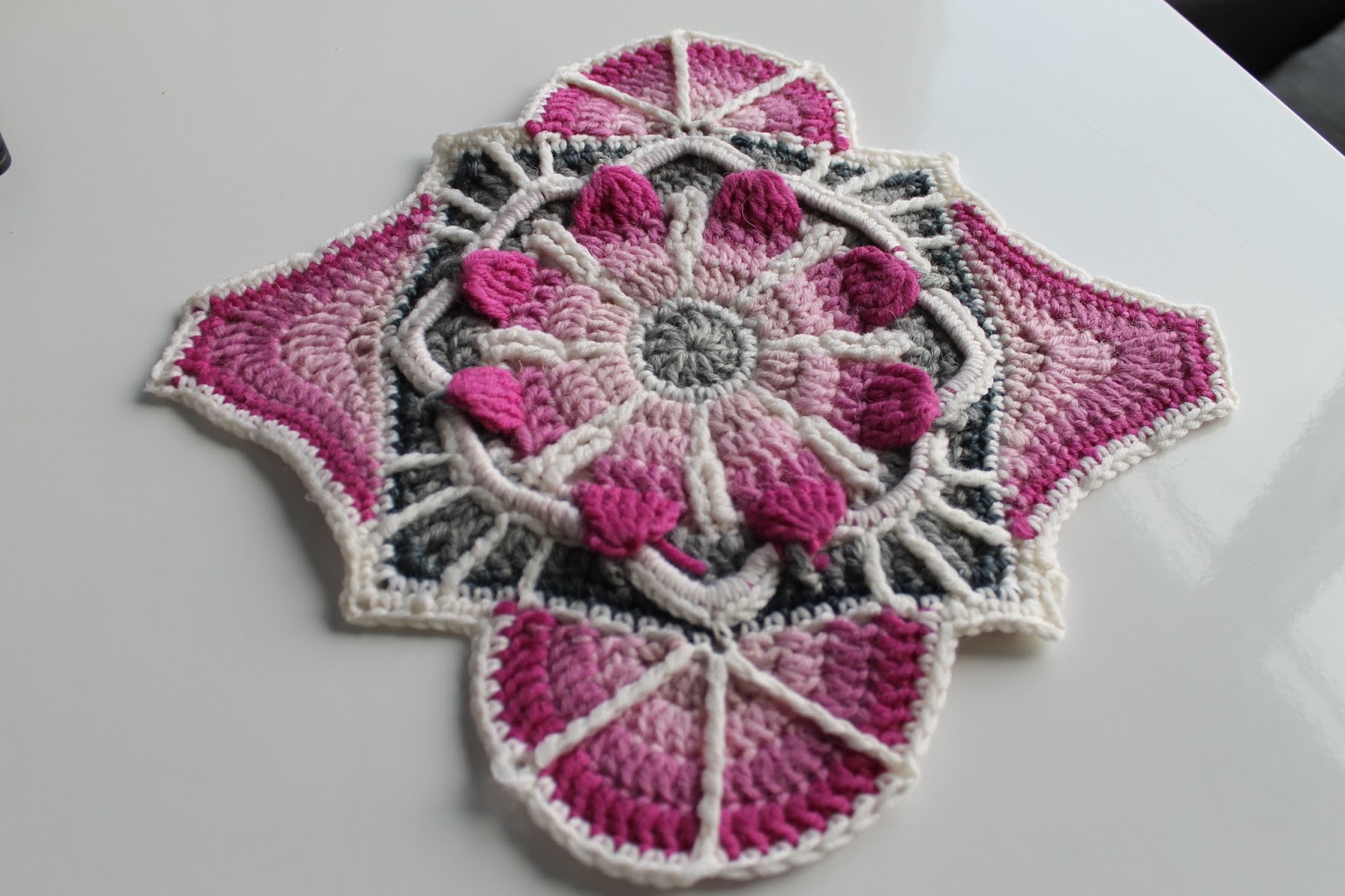 Stained glass flowers blanket