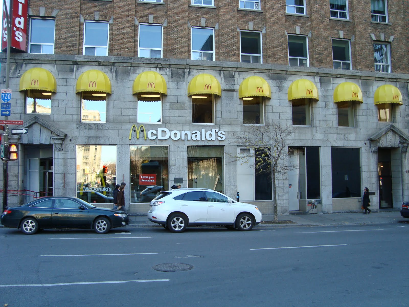 here.there.everywhere Quebec City 2010 Medieval Fast Food