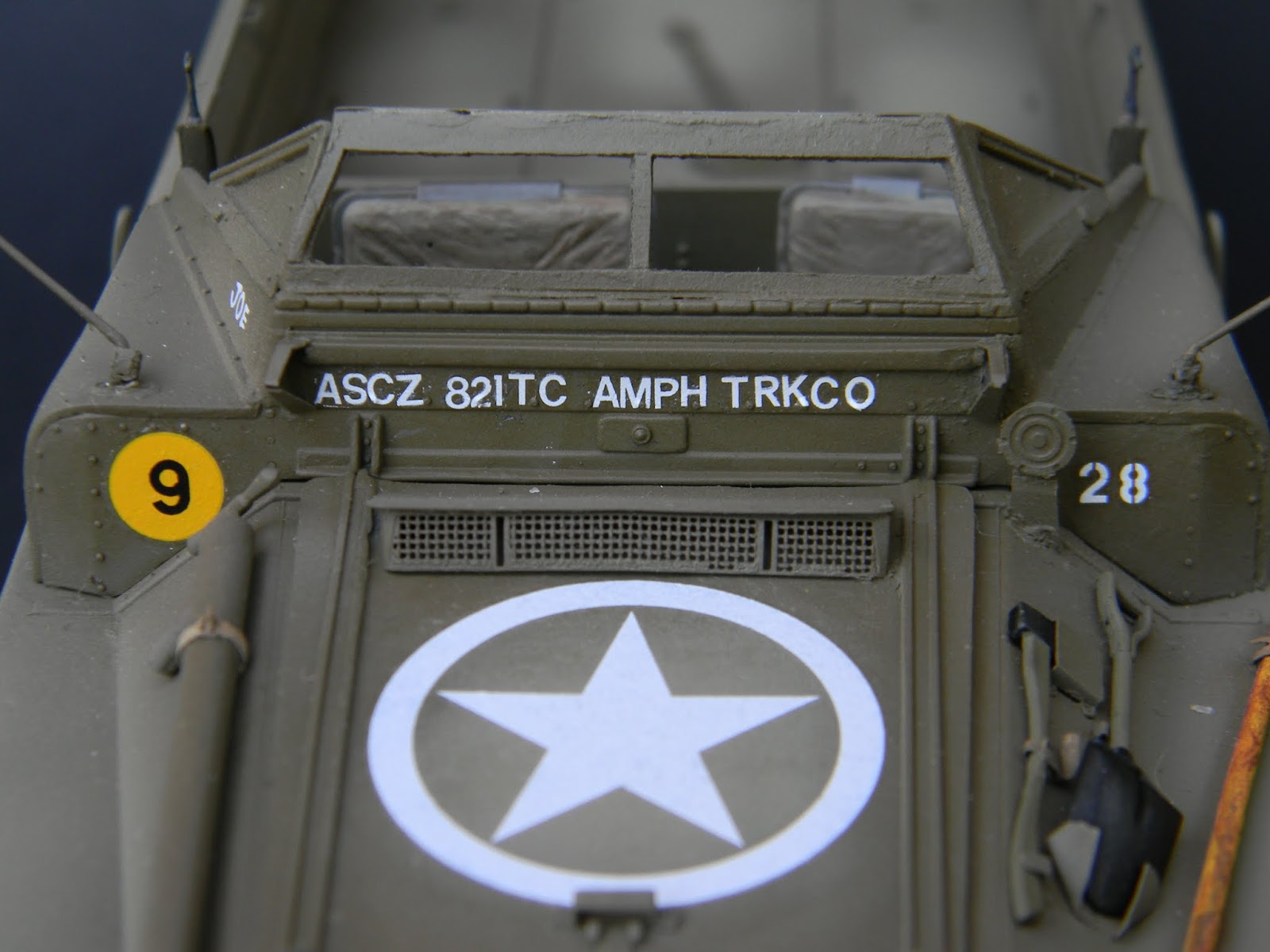 Aide sur gmc Dukw-Italeri-99