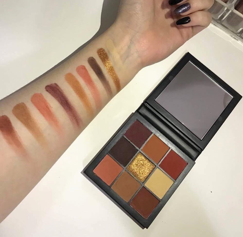 Brown obsessions палетка теней. Brown obsessions палетка chocolate свочи. худа бьюти коричневая палетка. краска оксиджен о2 для бровей колористика. тени для век make-up atelier paris.