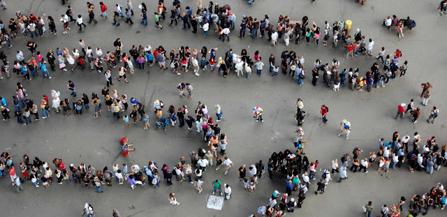 Exclusivo: foto  de desempregados do PMDB na fila do seguro desemprego