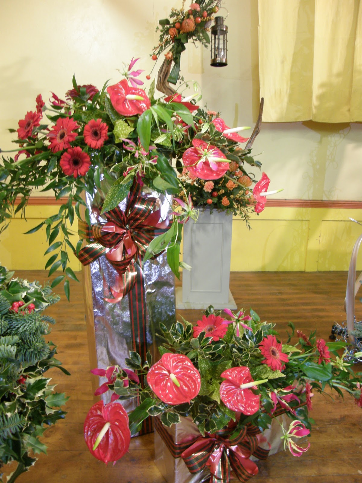 Sue's Family, Flowers and Fun Stuff Christmas Flower Arranging