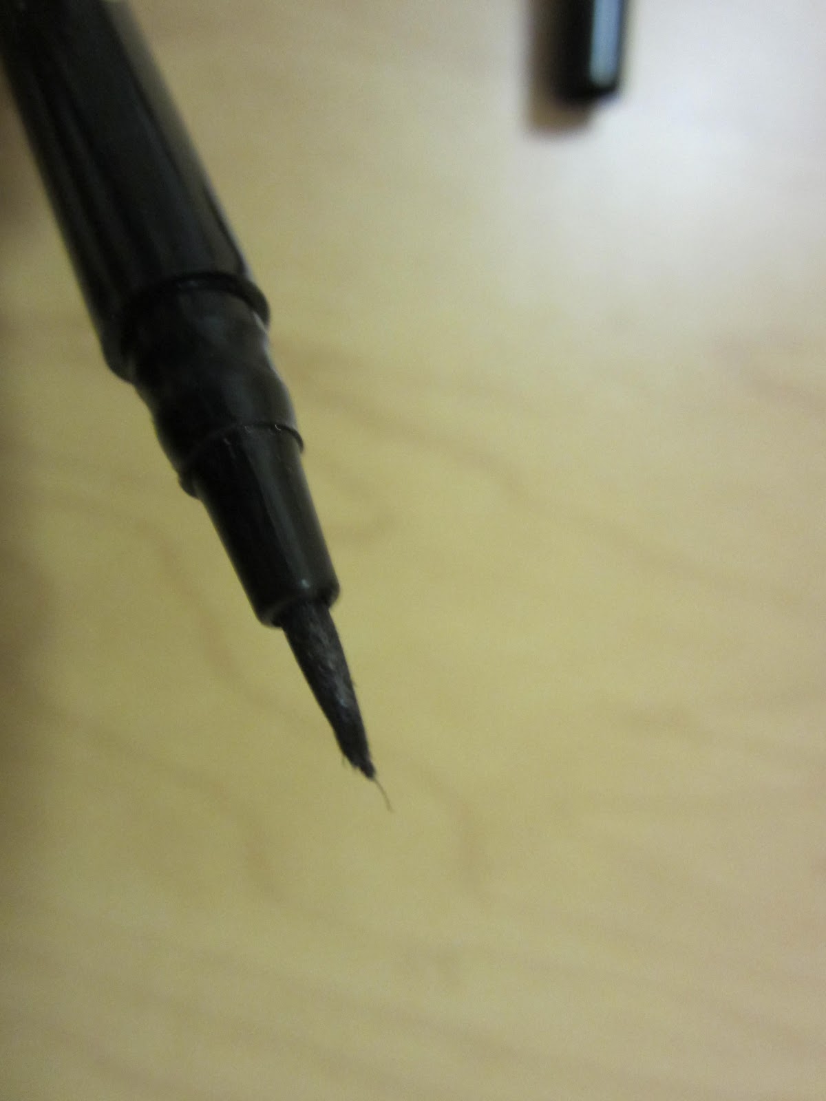 Review ELF Waterproof Eyeliner Pen