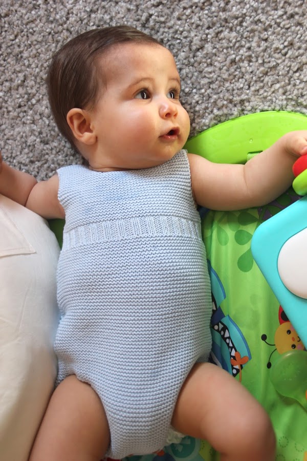 Diy tejer ropa de bebe pelele patrones gratis. Patrones lana y patrones punto.