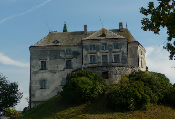 Олесский замок
