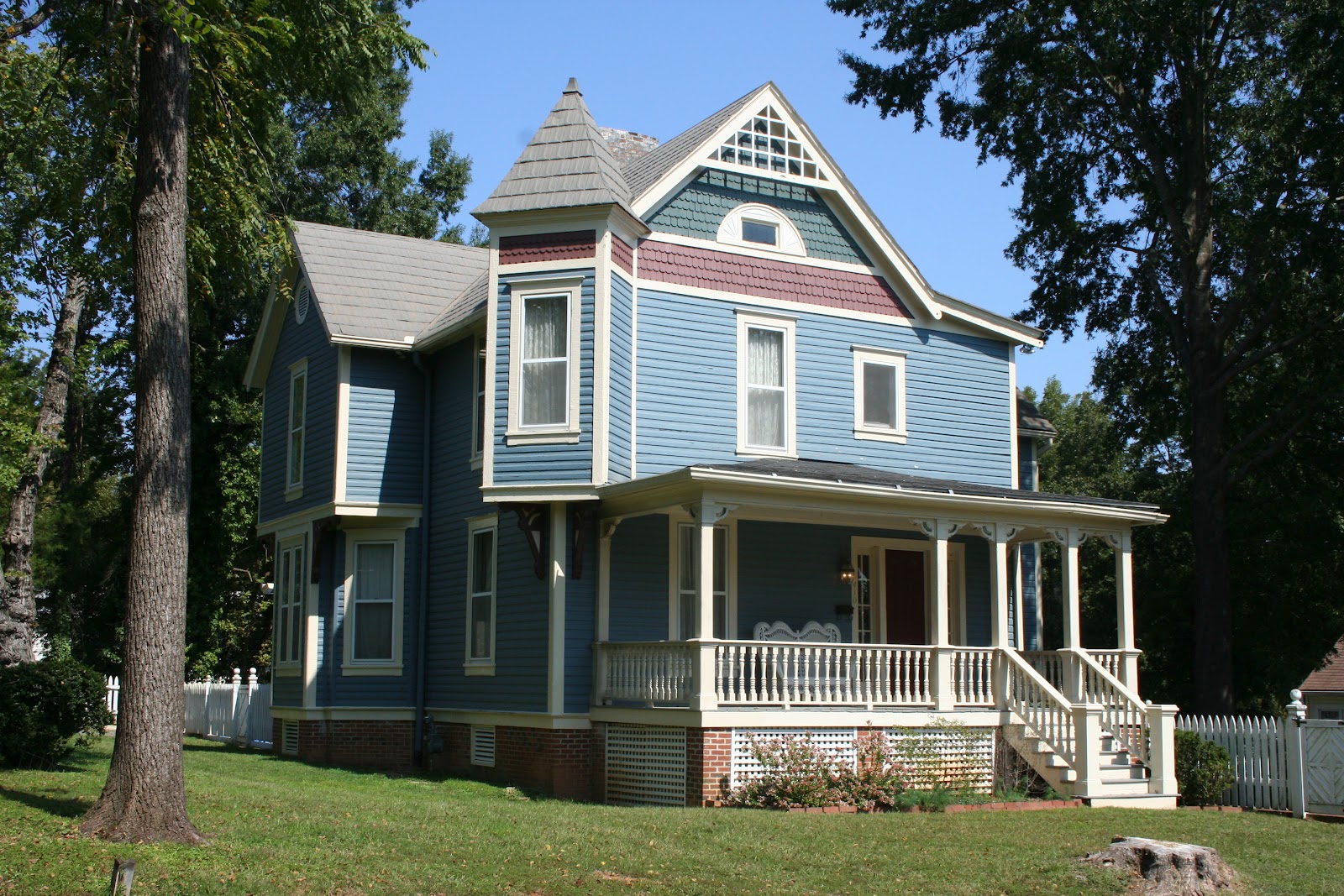 hmwPreservation Hillsborough Historic District (Hillsborough, NC)