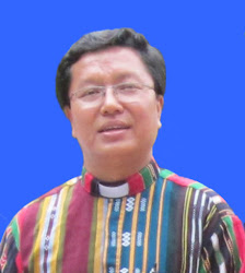 Dr Hmung, with all Chin dress
