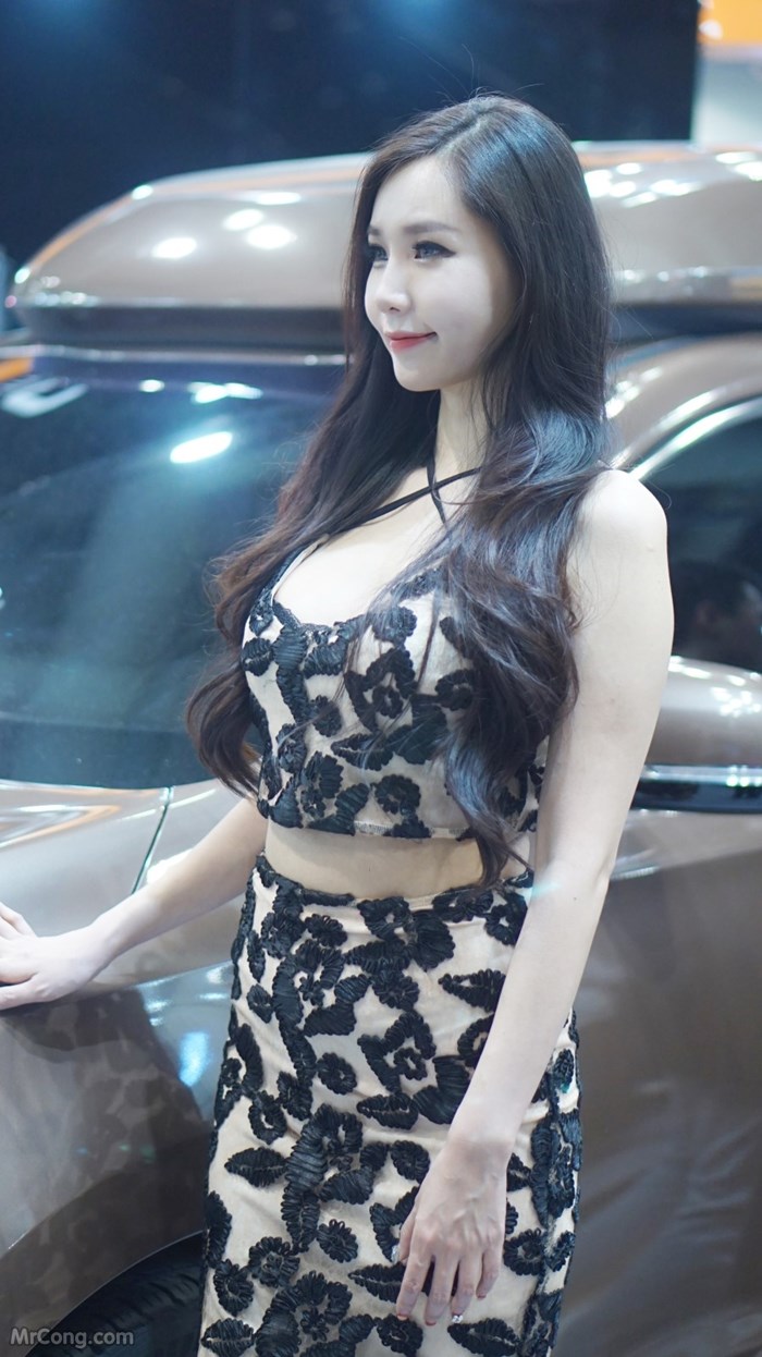 Lee Ji Min Beauty at the Seoul Motor Show 2017 (51 photos) photo 1-15