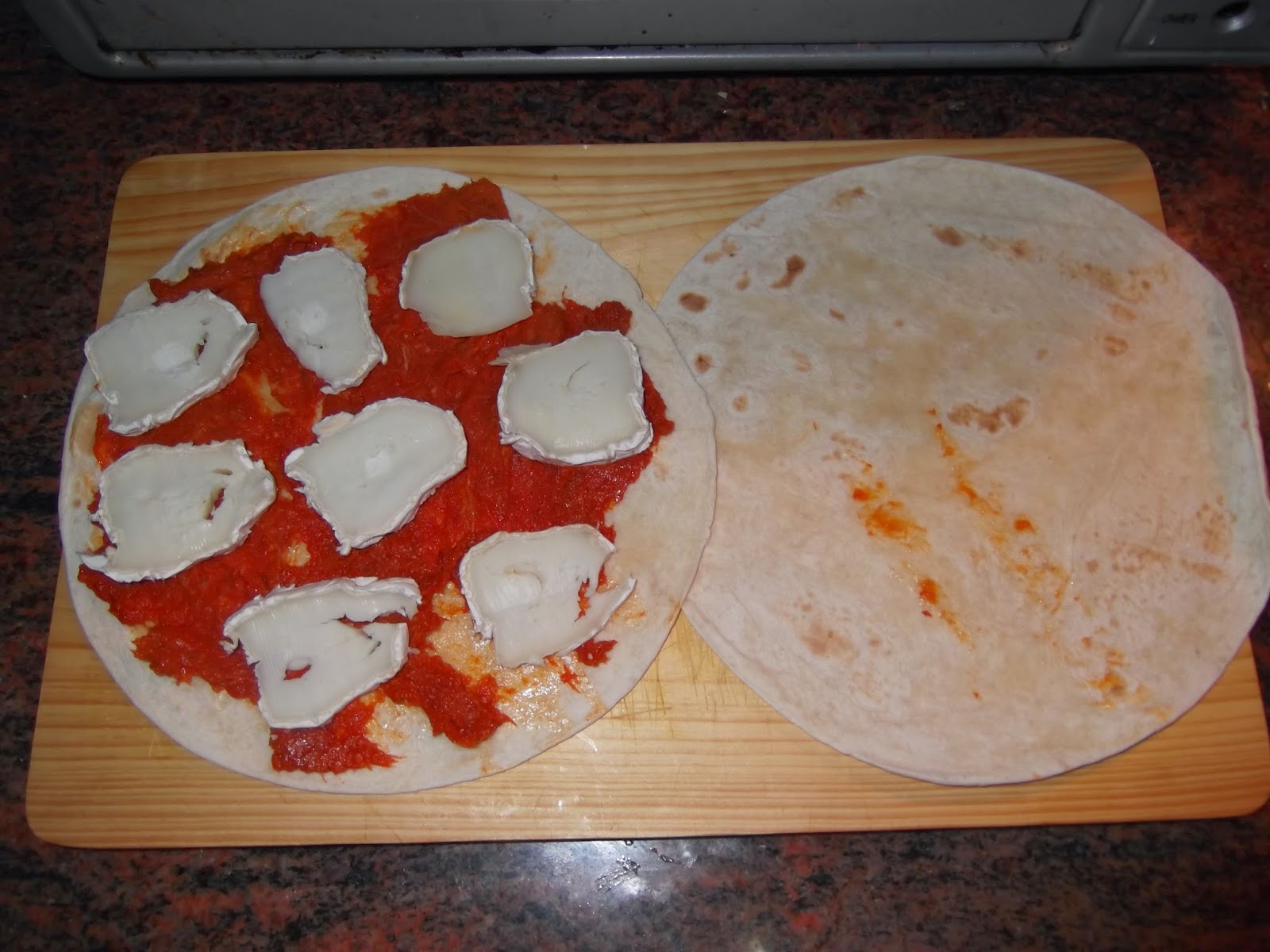 La cuchara en la maleta QUESADILLA CON SOBRASADA, QUESO DE CABRA Y