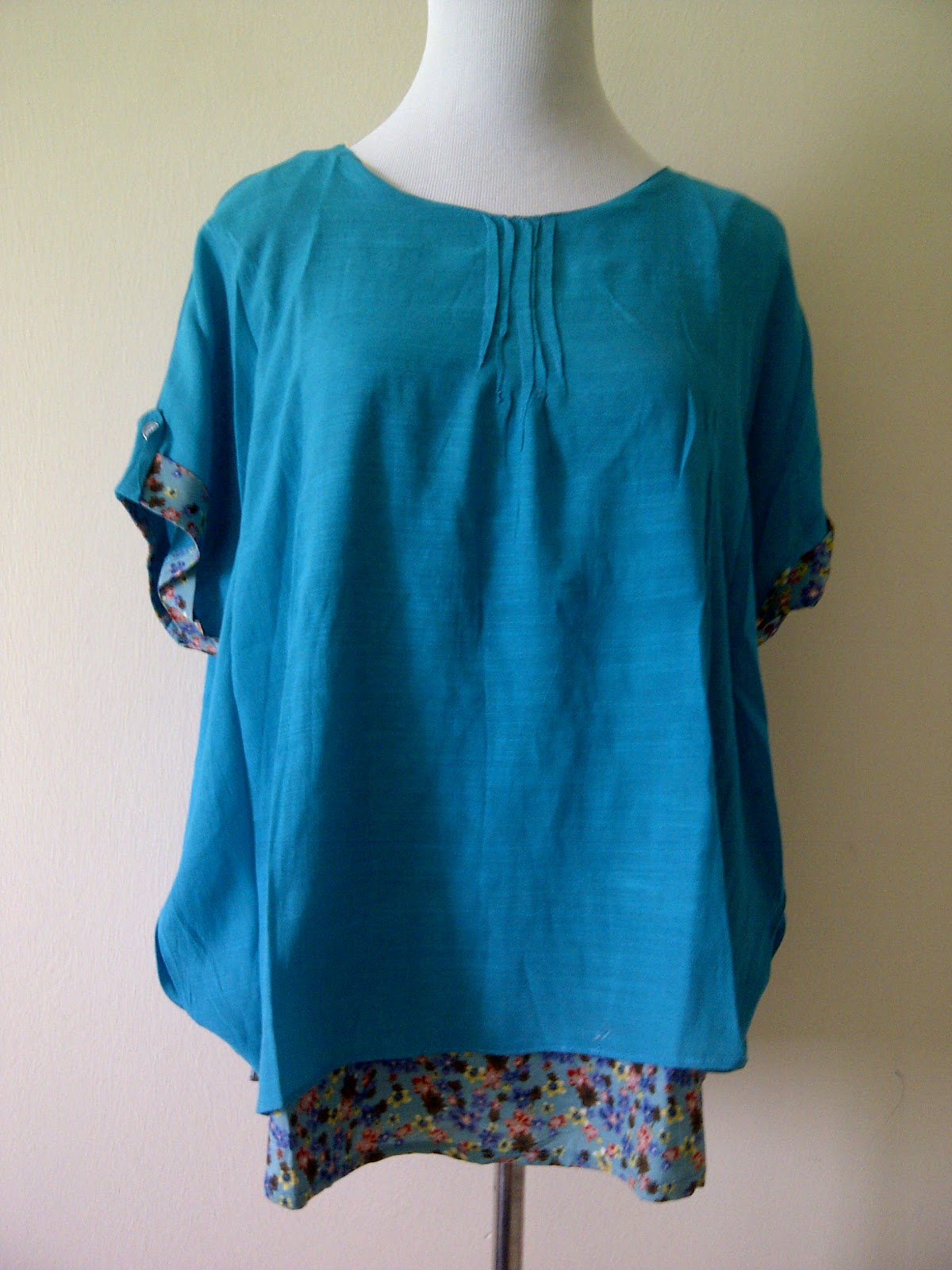 Pretty Kapas Cotton combi plain and flower  blouse  baju 