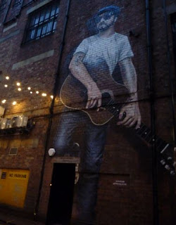The Musician, en Sauchiehall Lane. The Musician, en Sauchiehall Lane.