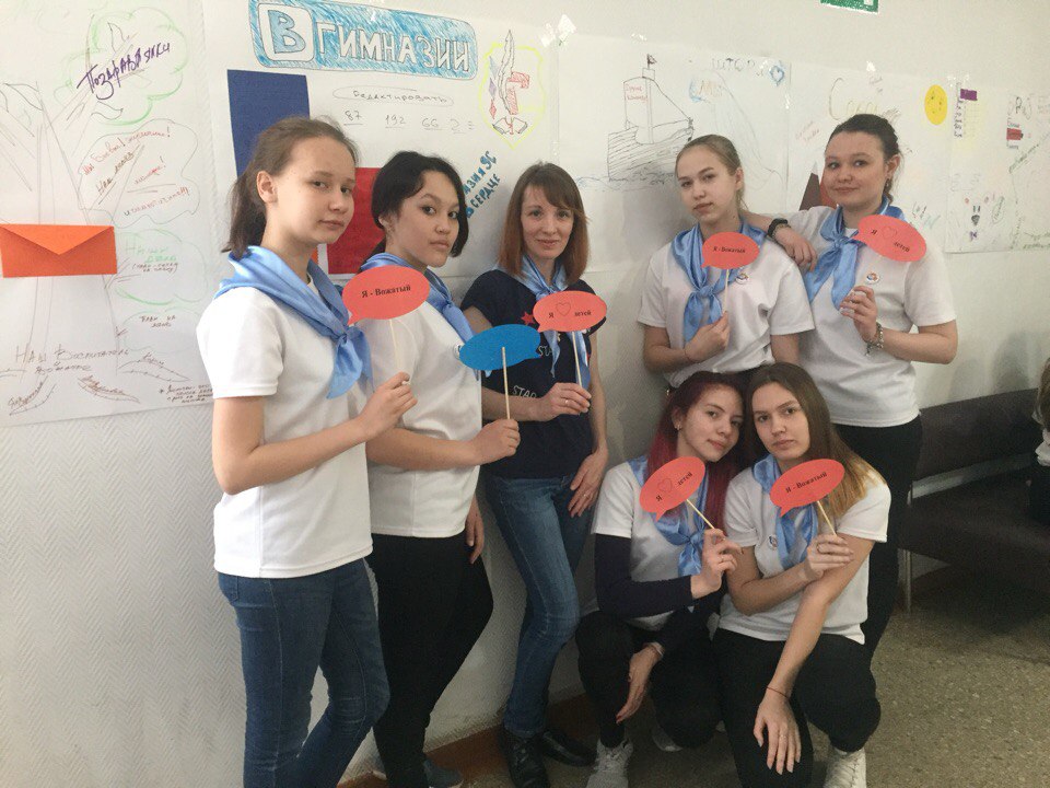 2 вожатые. голубая долина вожатые дарья и антон. вожатые сестры близняшки виктория и полина анапа. мосгортур 2022 анастасия петроченкова. вожатые и дети.