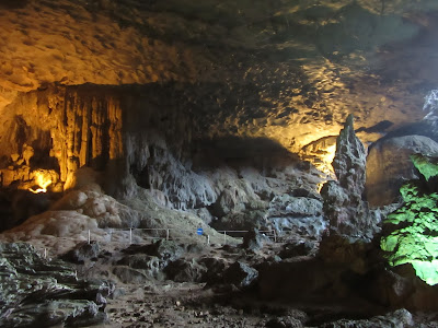 Cueva Hang Sung Sot, en la Bahía de Halong