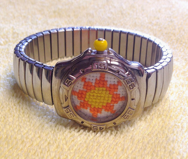 Floss & Fleece: Cross-Stitch Minis: By the Sea Floss & Fleece: cross-stitched sun watch
