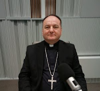 biskup mons. Petar Palić Argumenti HKR slike otok Brač Online biskup mons. Petar Palić Argumenti HKR slike otok Brač Online