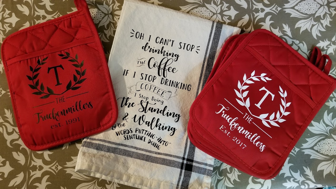 Customized Pot Holders with Your Cricut - Hey, Let's Make Stuff