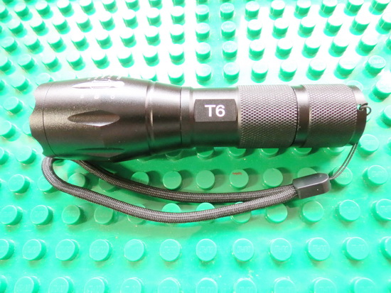https://www.tinydeal.com/cree-xm-l-t6-1-led-3800lm-5-modes-zoom-led-flashlight-p-156642.html