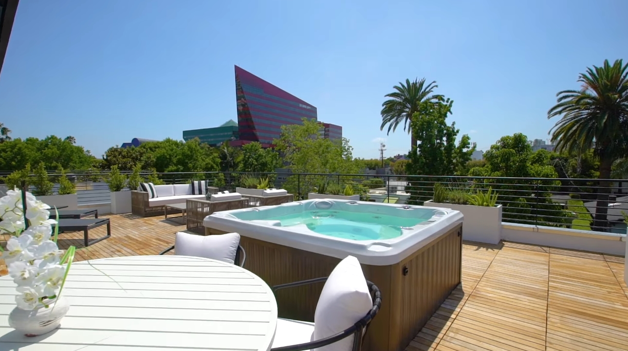 22 Photos vs. 812 HUNTLEY DR #105, West Hollywood CA vs. Luxury Home Interior Design Tour