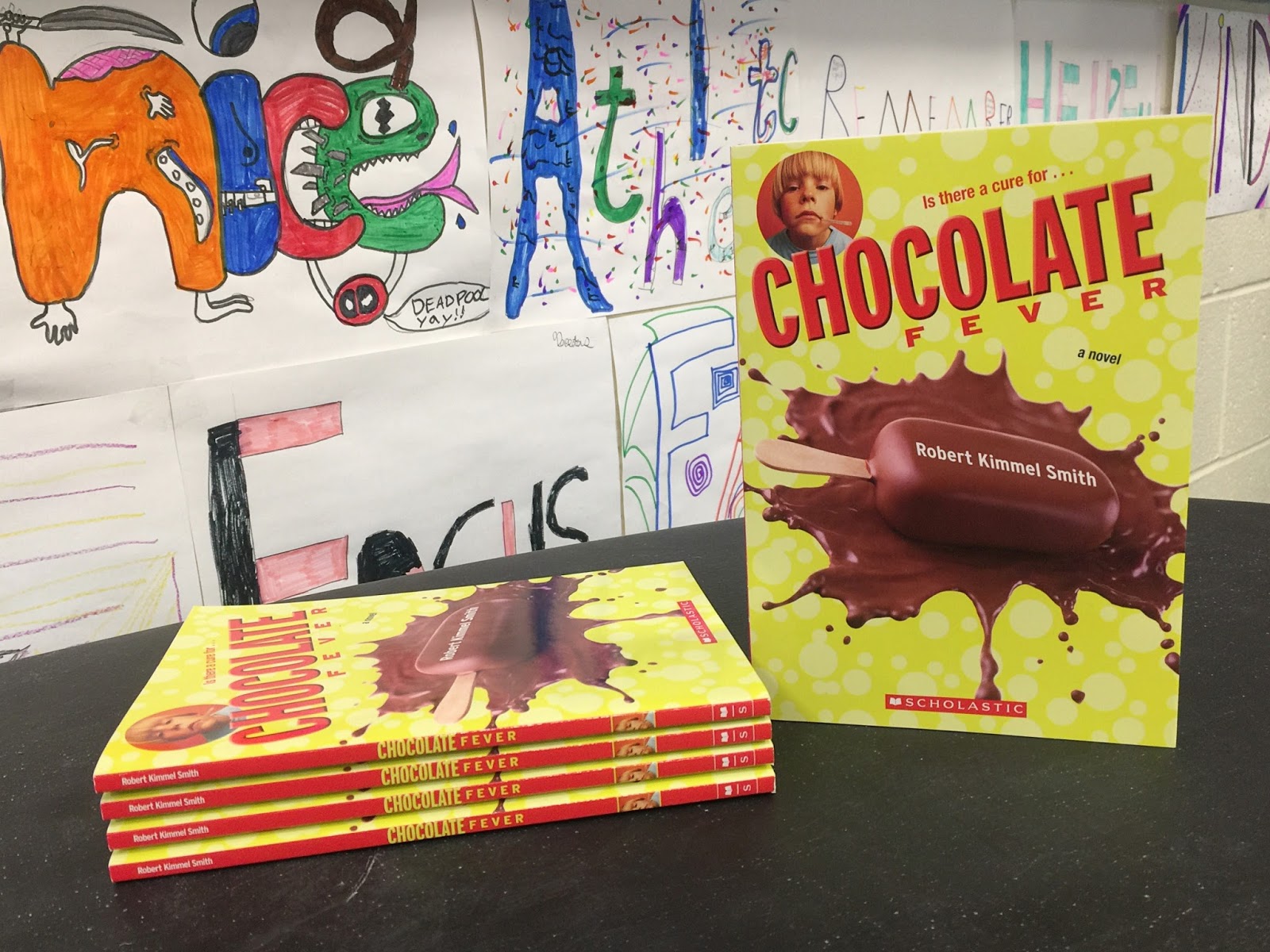 After some intense guided reading, I transition to a week for Book Club. I try to make it special and low pressure for my students. The books I have available for my kids cover not only a large variety of topics, but cover a wide range of reading levels. By including such a range of topics, the students can really relax and find something that they would truly enjoy reading and sharing about. Be sure to grab the FREEBIE reading schedule, and my book club reading logs from Tpt. {FREE, printable, reading, upper elementary}