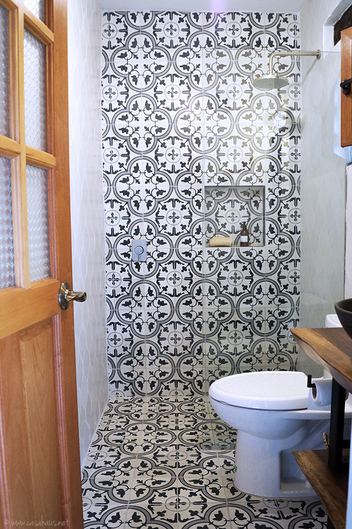 antes y después: un cuarto trastero convertido en baño de diseño ... antes y después: un cuarto trastero convertido en baño de diseño ...