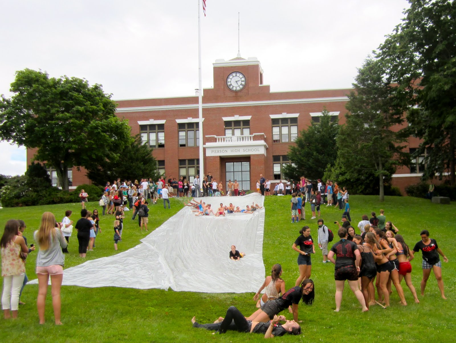 Sag Harbor Days Seniors Find One More Use for Pierson Hill Before