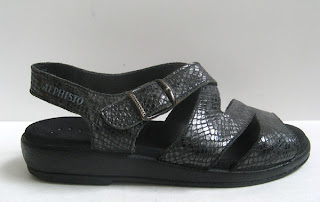 MEPHISTO BLACK LEATHER SANDALS WOMENS SIZE 37 SIZE 7