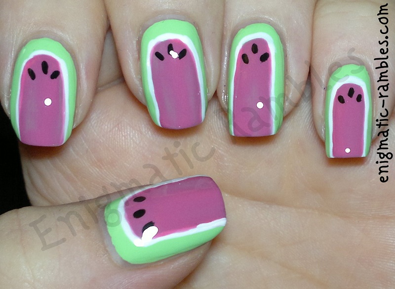 freehand-watermelon-nails-nail-art-elf-gum-pink-color-club-twiggie