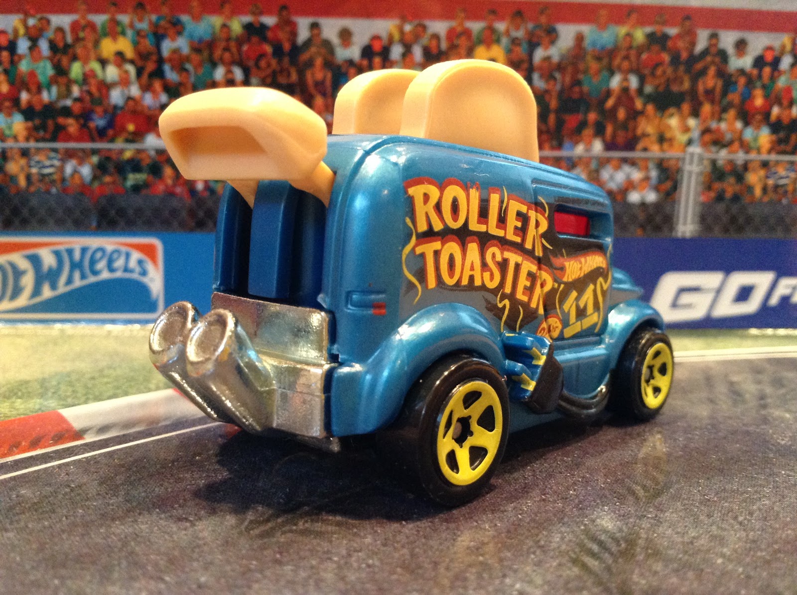 JULIAN'S HOT WHEELS BLOG Roller Toaster (New for 2017! Legends Of Speed)