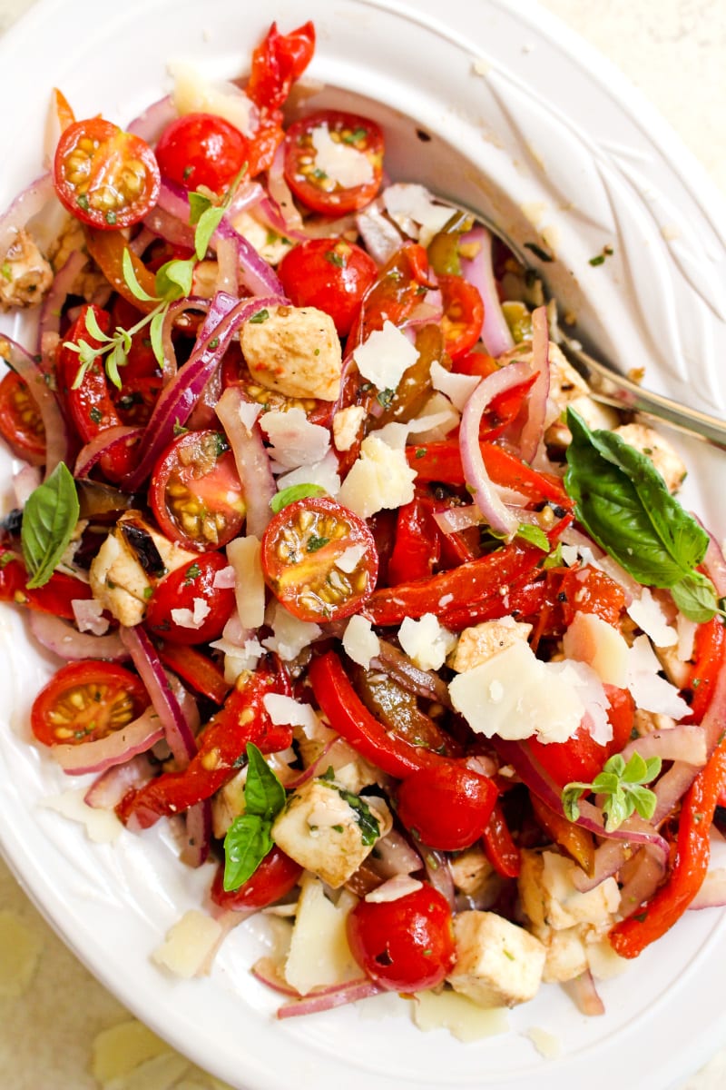 Grilled Bell Pepper, Tomato, and Mozzarella Salad | The Two Bite Club | #sidedish #salad This Grilled Bell Pepper, Tomato, and Mozzarella Salad is bursting with summer flavors! It's the perfect fresh side dish to serve at a cookout. #sidedish #salad