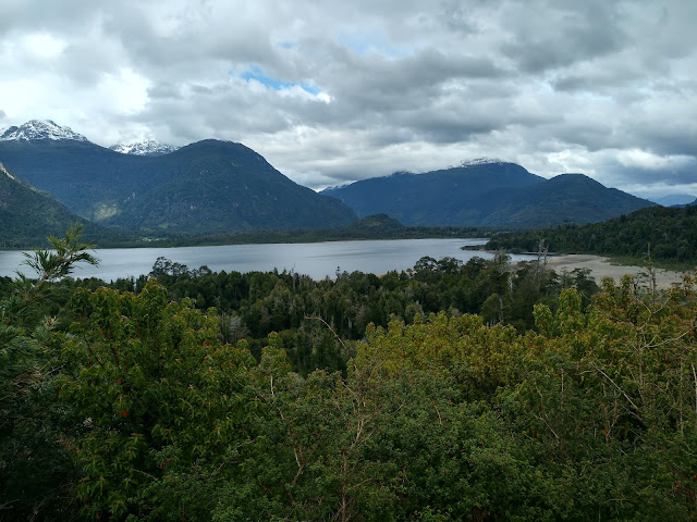 Lago Claro Solar, Chile Lago Claro Solar, Chile