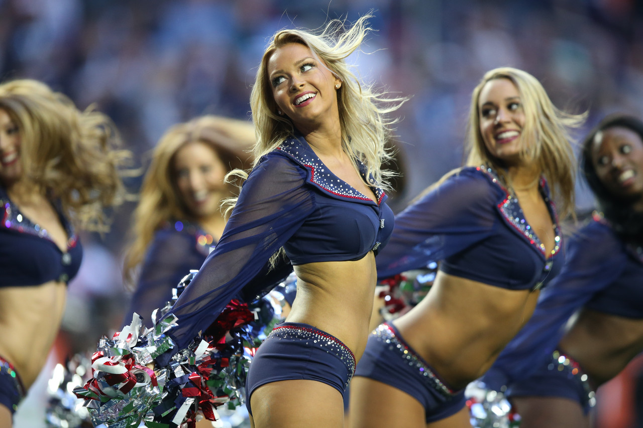 EBL Falcon Patriot Cheerleaders EBL Falcon Patriot Cheerleaders