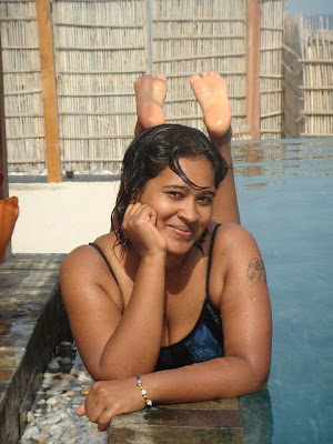 Srilankan Sexiest home made girls pictures Modern Movies,  pic