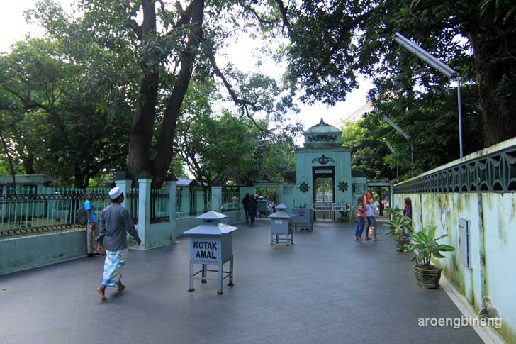 makam sunan ampel surabaya