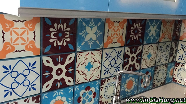 Thi công vách bếp kính cường lực in hoa văn gạch bông cực đẹp tại đường Trường Chinh, Tân Bình, TpHCM Thi công vách bếp kính cường lực in hoa văn gạch bông cực đẹp tại đường Trường Chinh, Tân Bình, TpHCM