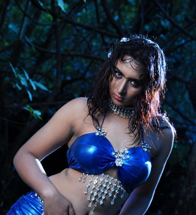 Super Model World Tamil Actress Vanitha Reddy Hot Pics
