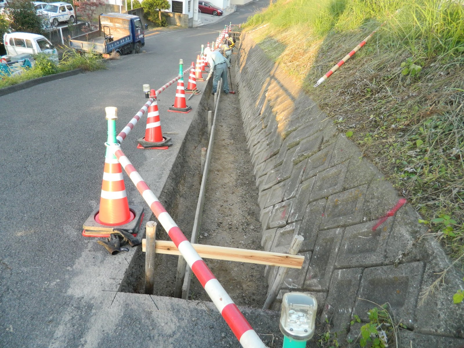 Nihon Fan: Constructing a drainage area