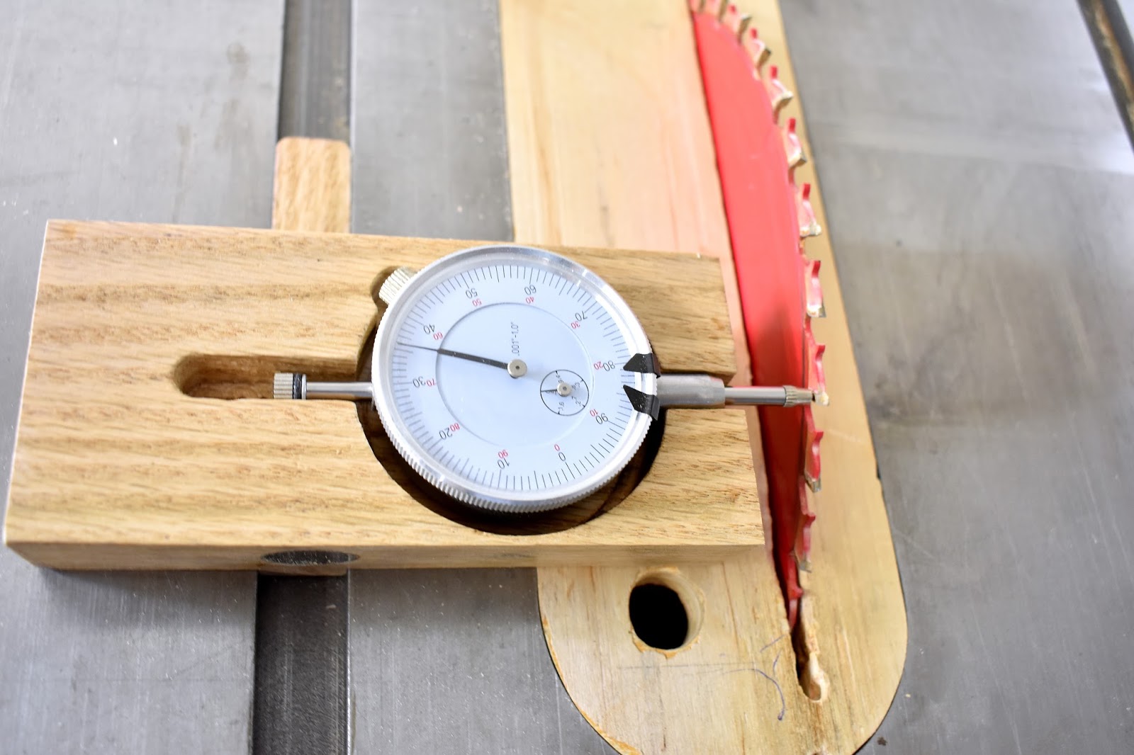 Jax Design Table saw fence and blade micro adjustment jig