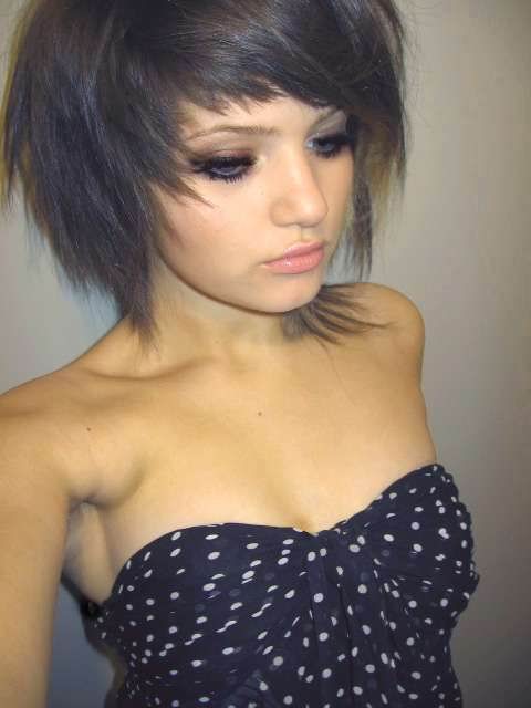 Frizzy Choppy Hairstyle