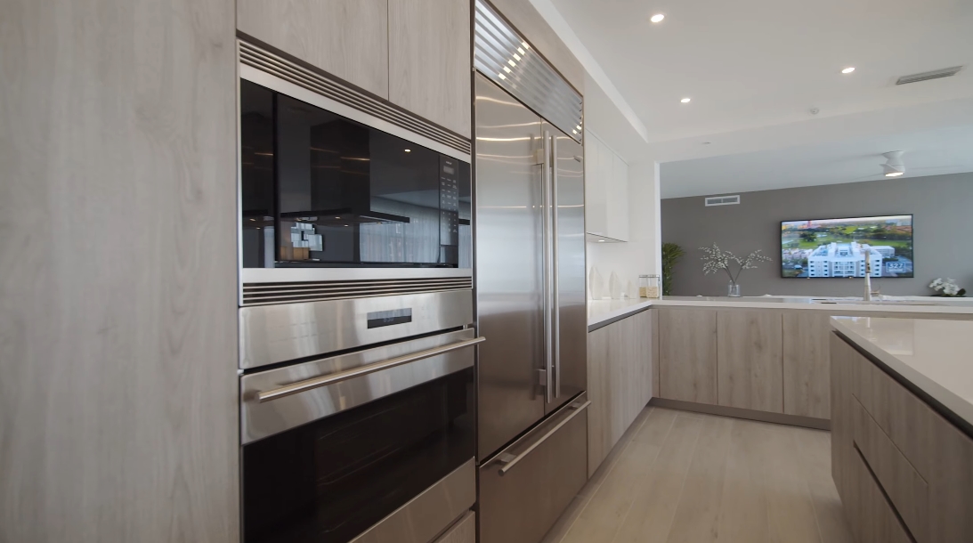 33 Interior Design Photos vs. Tour 327 E Royal Palm Rd #403, Boca Raton, FL