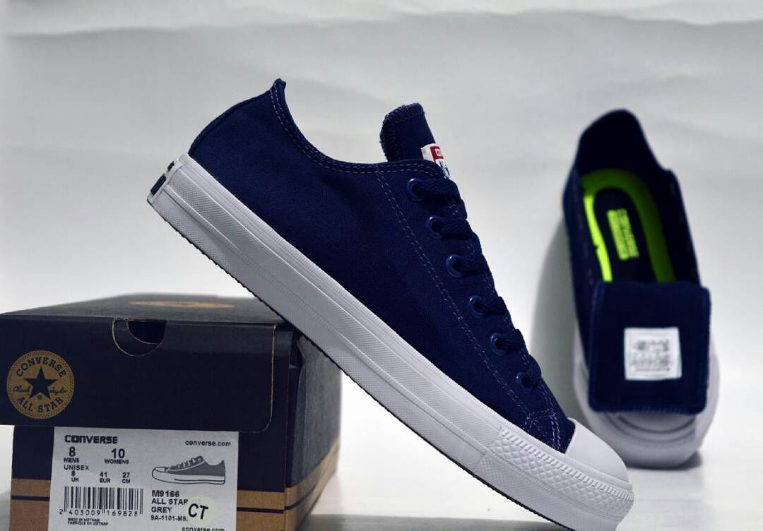 distributor sepatu converse di indonesia