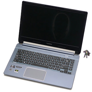 Toshiba UltraBook U940 Core i5 Dual VGA Bekas Di Malang