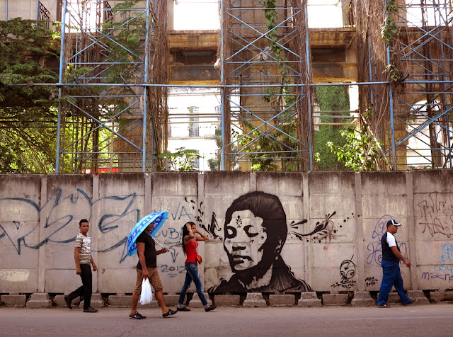 Several New Street Art Pieces By Colombian Artist Stinkfish On The Streets Of India, Cuba and Italy. 15