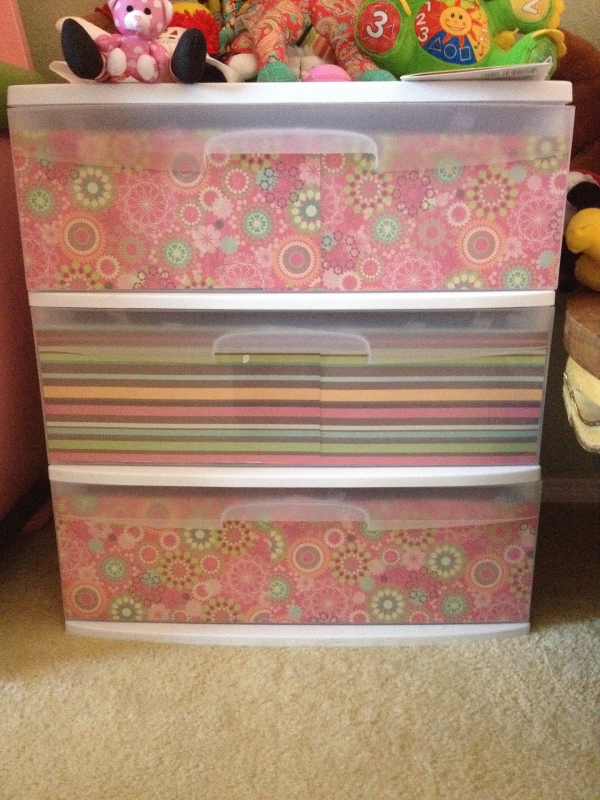Oodles & Gobs DIY Plastic Drawers From blah to beautiful!