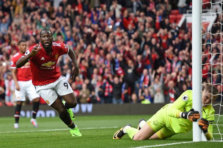 Manchester United Bantai Everton 4-0 Manchester United Bantai Everton 4-0