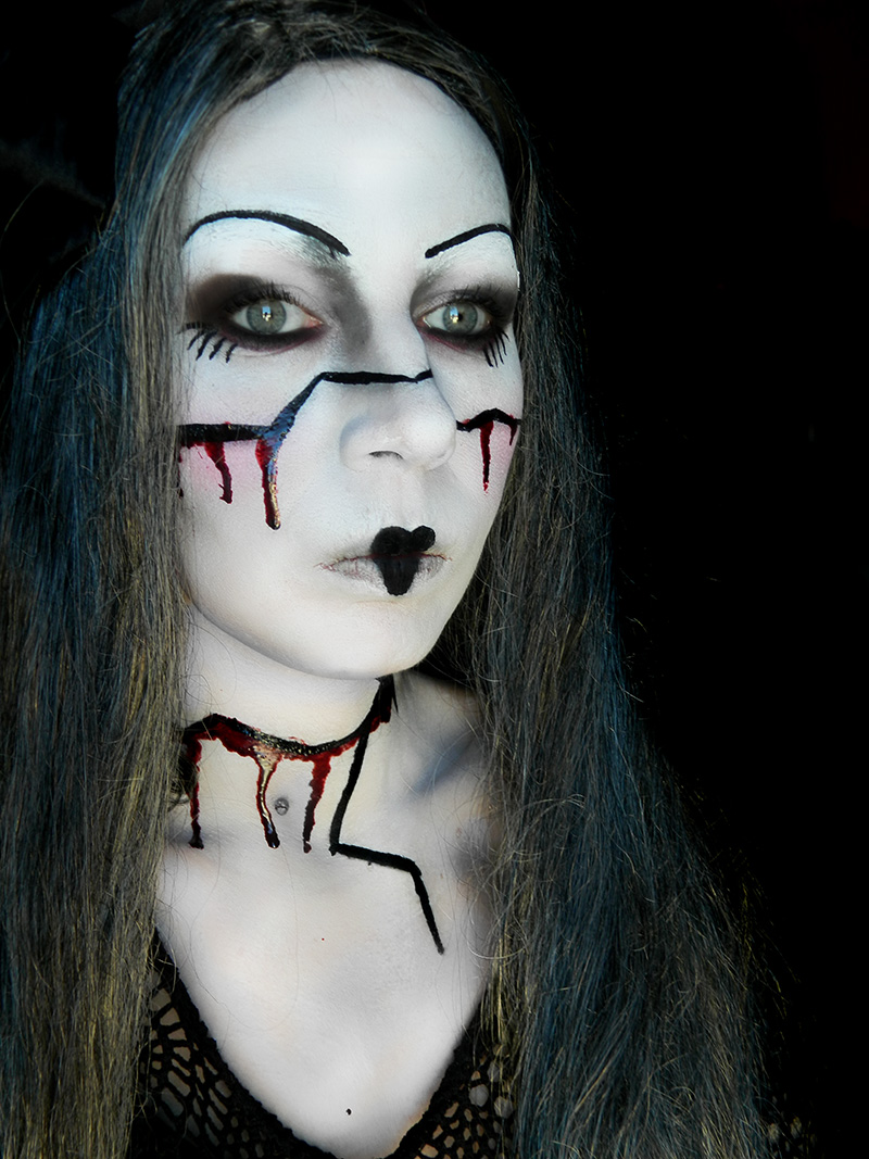 Maquillage d'Halloween Poupée terrifiante. Tutoriel