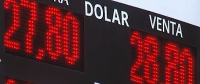 Máximos de $28,80 en algunos bancos: el dólar sigue subiendo